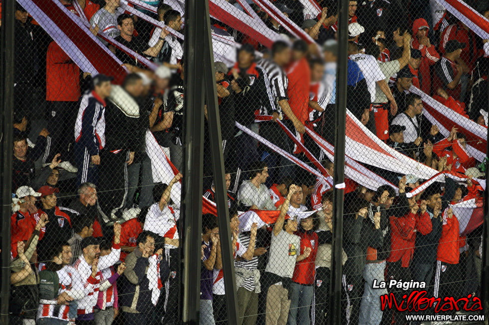 Arsenal vs River Plate (AP 2009) 16